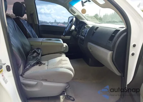 2009 Toyota Tundra Grade 4.7L V8 from USA, damaged, VIN 5TFRT54189X028034